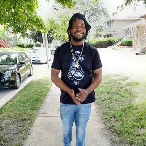 Meet your Posher, Javon